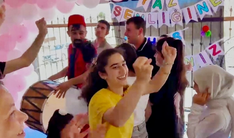 Sevgi Yolu Rehabilitasyon Merkezinin Yaz Şenliğinde 350 Özel Çocuk ve Aileleri Bir Araya Geldi
