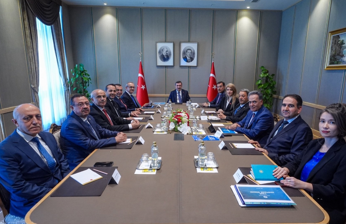 Turgut Özal Tıp Merkezi'nin Geleceği Ankara'daki Zirvede Ele Alındı