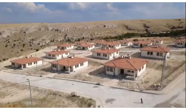 Keller Mahallesi'nde 30 Aile Yuvasına Kavuşuyor