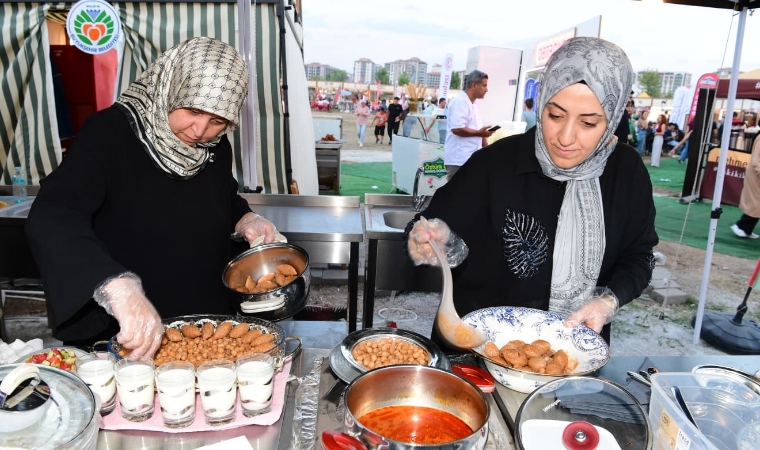 Malatya Kültür Yolu Festivali Kapsamında Düzenlenen Ev Hanımları Yöresel Yemek Yarışması Tamamlandı