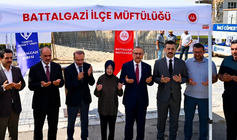 Malatya'da Yeni Bir Cami Yükseliyor: İnci Cömert Camii'nin Temeli Atıldı
