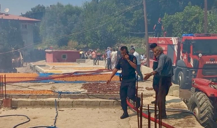 Tüm İmkanlar Seferber Edildi! Darende’de Bahçede Başlayan Alevler Yerleşim Yerine Sıçradı