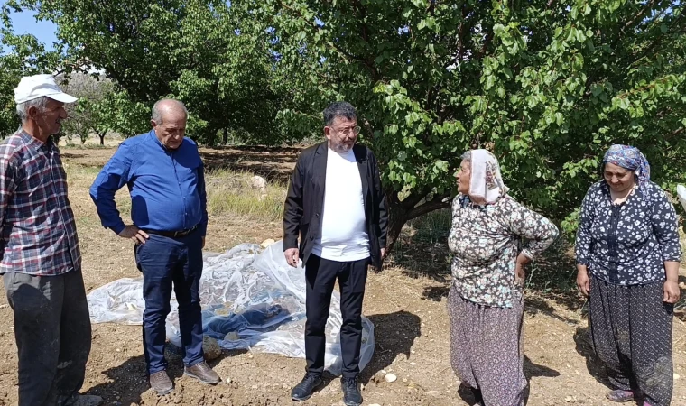 ​Veli Ağbaba Hekimhan İlçesindeki Sel Bölgesinde İncelemelerde Bulunarak Zararın Boyutunu Açıkladı