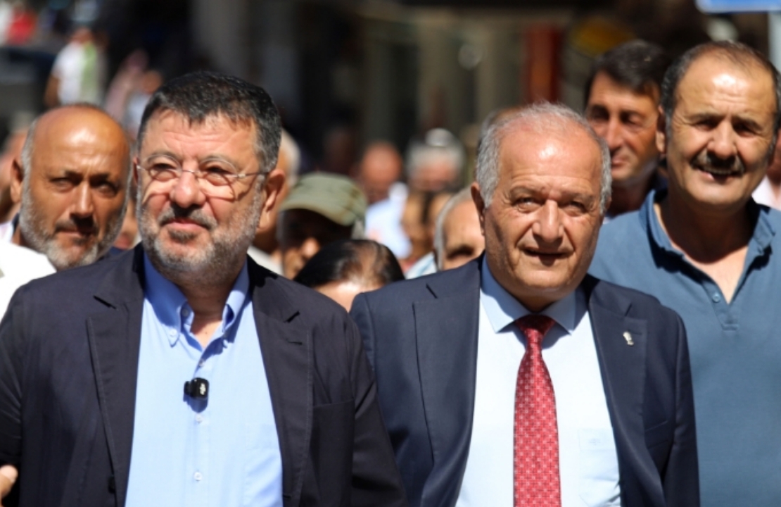 Yeni Parti Tabelası Değişse De Seçmenin Hafızası Değişmiyor