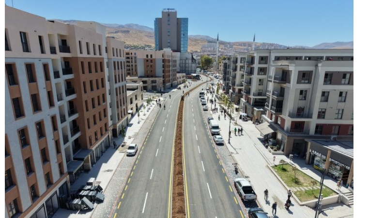 Akpınar Caddesi Dörtlü Şerit Olarak Trafiğe Açıldı!