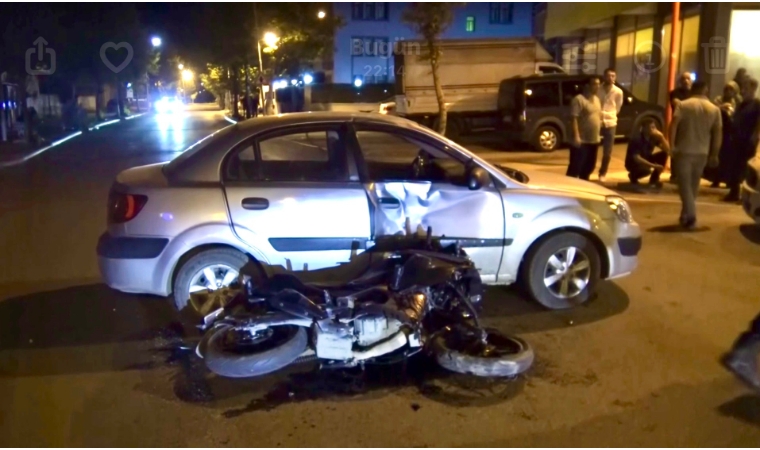 Ara Sokak Çıkışında Dehşet Anları: Motosiklet Sürücüsü Ve 11 Yaşındaki Çocuk Yaralandı