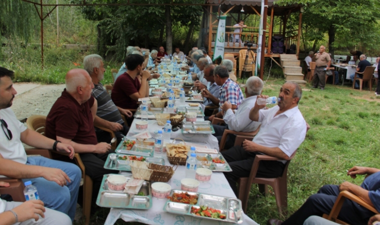 Darende Lisesi Mezunları 48 Yıl Sonra Yine Aynı Çatı Altında Buluştu