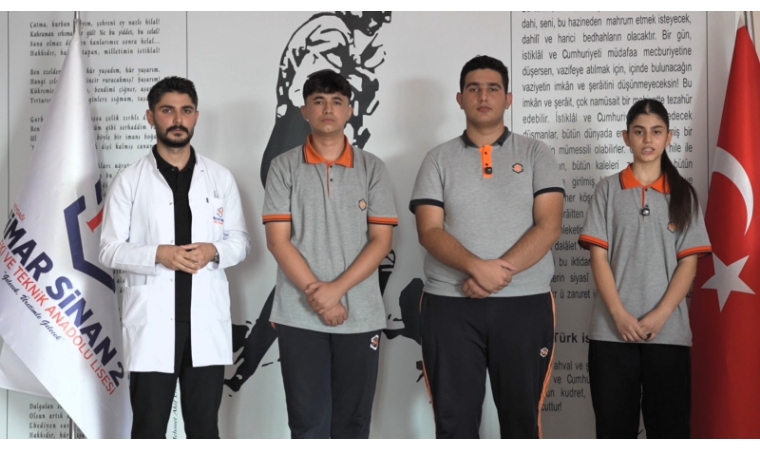 Malatyalı Öğrenciler Kantaron Bitkisiyle Geliştirdikleri Sağlık Projesiyle TEKNOFEST 2026 Finallerine Yükseldi