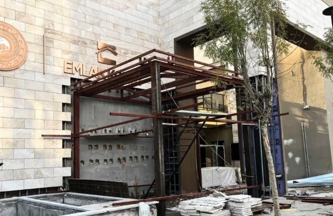 Akpınar Çarşısında Yeşil Alanlara Yapılan Kaçak Yapılar Tepki Çekiyor!