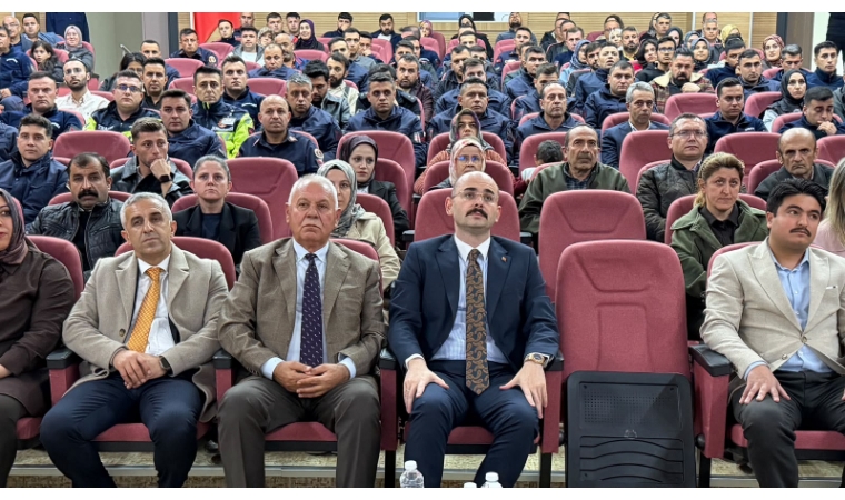 Doğanşehir’de Kamu Personeline Yönelik Osmanlı Türkçesi Tanıtım Semineri Düzenlendi