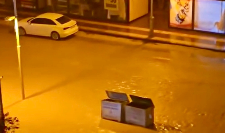 İlçe İlçe Hava Durumu... Yetkililer Ani Sel Ve Su Baskınlarına Karşı Uyardı