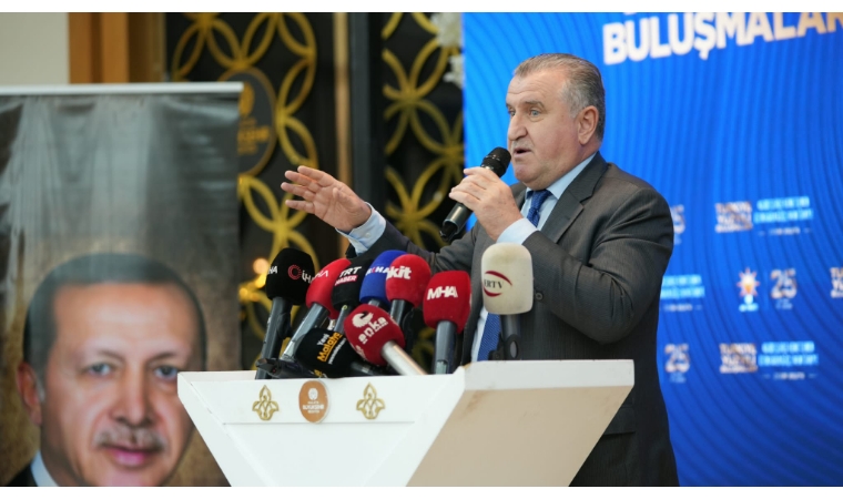 İşportacılık Yıllarında Malatyalılardan Destek Gören Bakan Bak, Kente 43 Spor Tesisi ve Yurt Kazandırıyor!