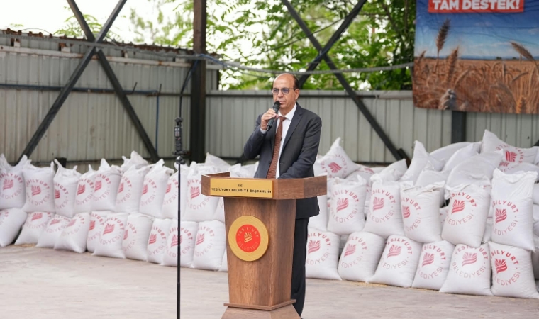 Yeşilyurt’ta Çiftçilere Yüzde 100 Hibe Desteği: 60 Ton Arpa Ücretsiz Dağıtıldı