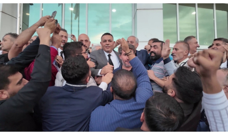 Yüzde Yetmiş Beş Katılımla Gerçekleşen Seçimde Beyaz Liste Mecliste Çoğunluğu Ele Geçirdi