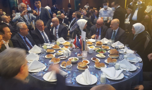 Malatya&#39;nın zirvesi iftarda buluştu