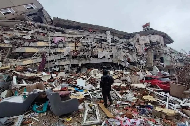 Ahlâksızlığı “Zekâ”yla açıklarsan, yıkılman kaçınılmaz olur