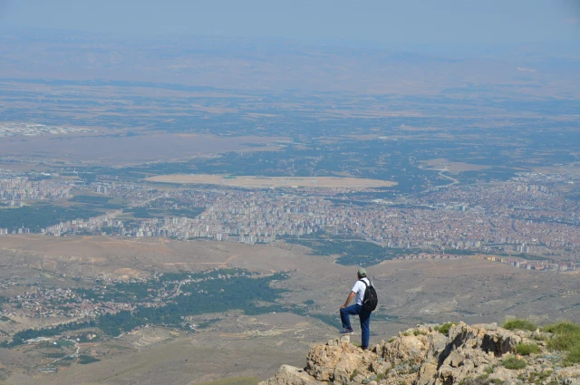 Bana eski şehrimi verin, yenisi sizin olsun