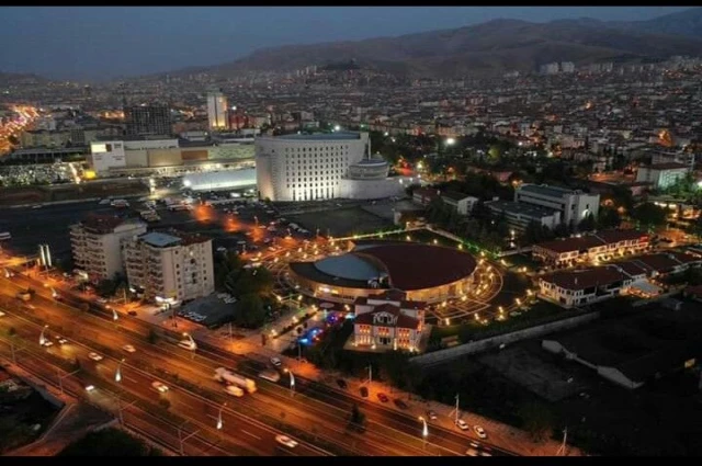 Sallantıda Olan Bir Kale: Malatya