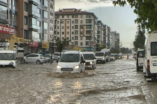 12 Litreye Dayanamayan Metrelerce Yalan!