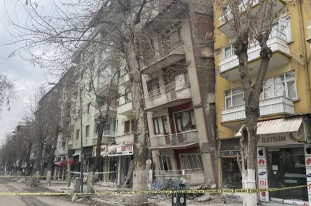 BAKIN ŞU RANTA!