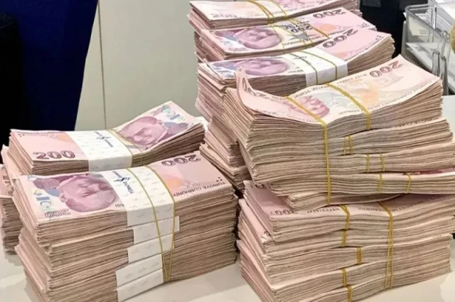 LED Panoların Gölgesinde 4 Milyon Lira