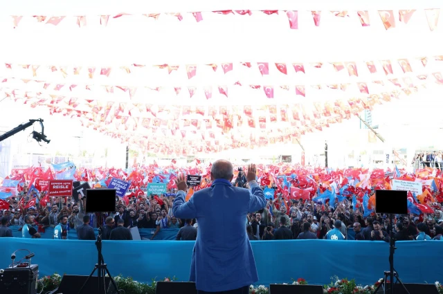 Malatya'da Reis'in Gölgesinde Bir Miting!
