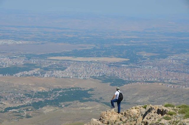 Bana eski şehrimi verin, yenisi sizin olsun