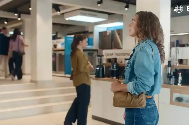 Sizin Yaratıcılığınız Batsın... Analık Makamı Reklam Malzemesi Değildir, Kendinize Gelin!