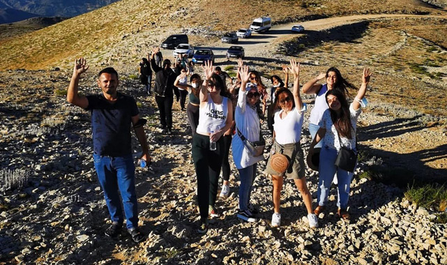Yerli turistler Nemrut Dağına akın ediyor