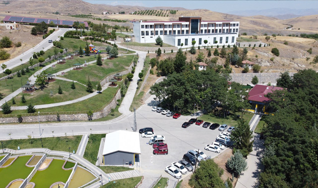 İspendere içmeleri ziyaretçilerini bekliyor