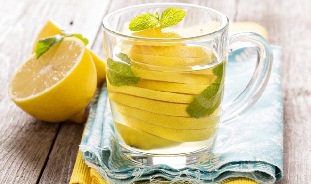 Limonlu suyun mucizevi faydaları
