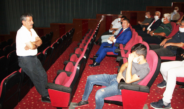 İki Gözüm Ahmet, gösterimde