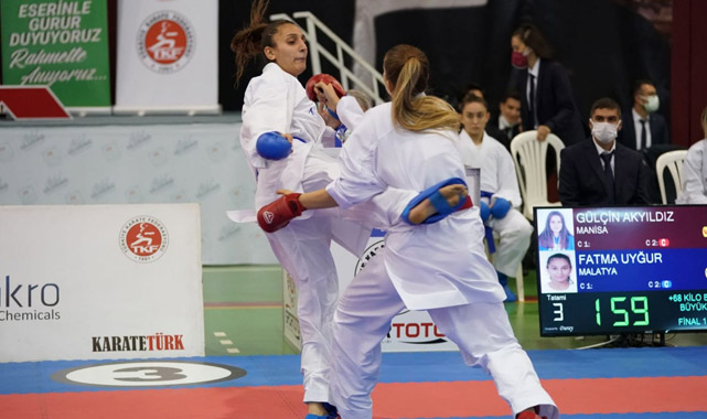 Kareteci Fatma Uygur şampiyon!