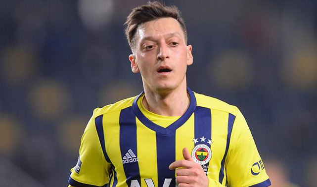 Mesut Özil oy vereceği partiyi açıkça ilan etti!