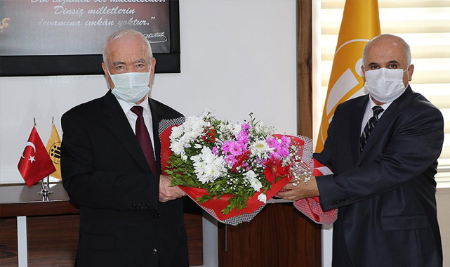 Prof. Dr. Kubat görevi devraldı!
