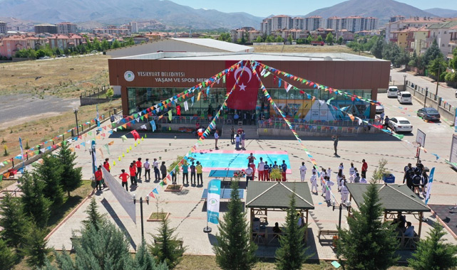 Yeşilyurt’ta gençlere 25 Milyon TL’lik spor yatırımı