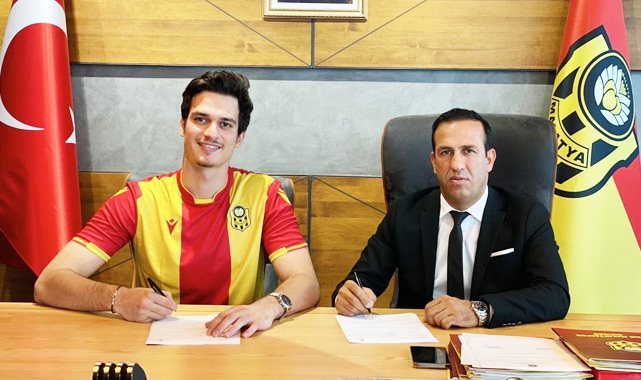 YMS'de 2 futbolcu ile anlaşıldı!