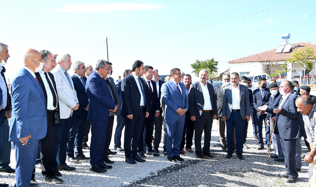 9 mahallenin yolu tozdan kurtuldu