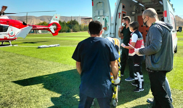 Ambulans helikopter son anda yetişti