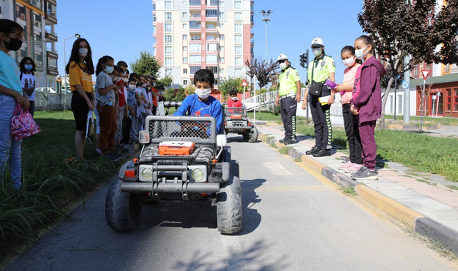 Eğlenirken öğrendiler