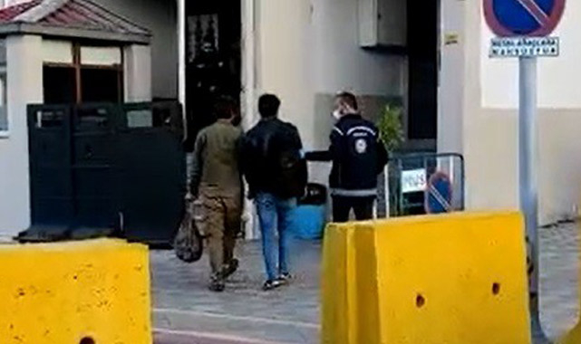 Kamyonet kasasında yakalandılar