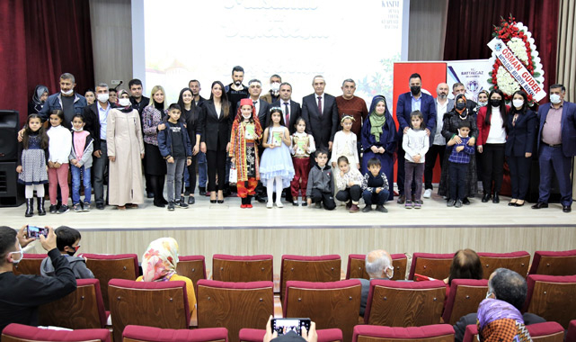 En güzel masalı anlatarak ödül aldılar