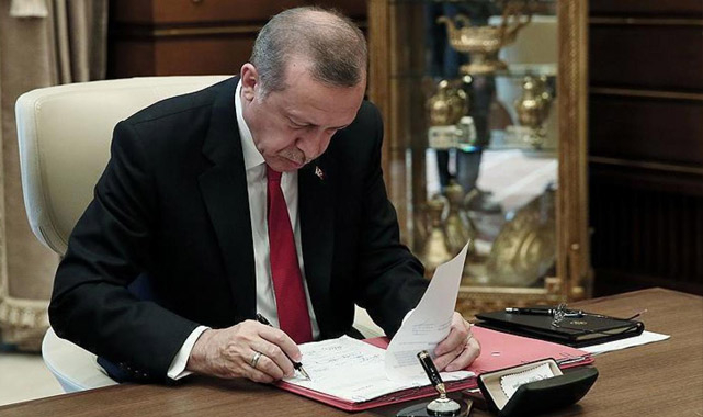 İki bakanlıkta çok sayıda atama yapıldı
