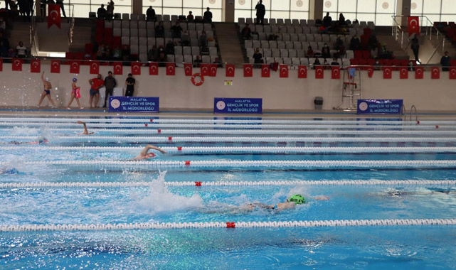 İlk müsabakada kıyasıya yarıştılar