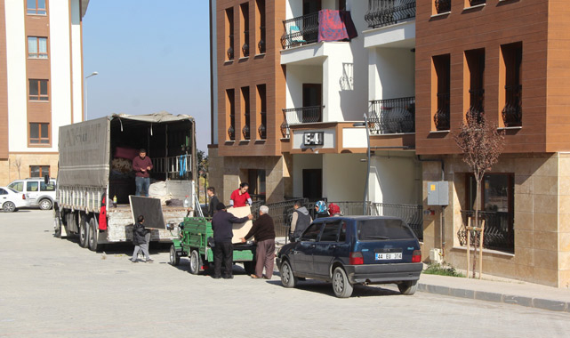 Malatya'daki deprem konutlarında yaşam başladı