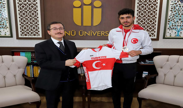 Sefa Temel'e başarı hediyesi!
