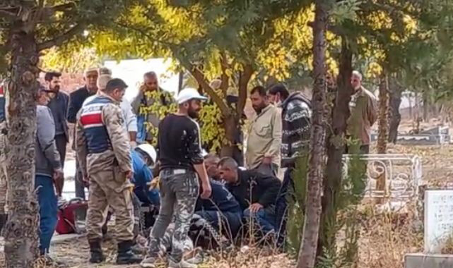 Trafo boyarken elektrik çarptı