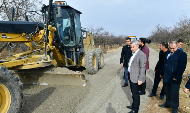 Çınar: “Ulaşım ağını baştan aşağıya yeniliyoruz”