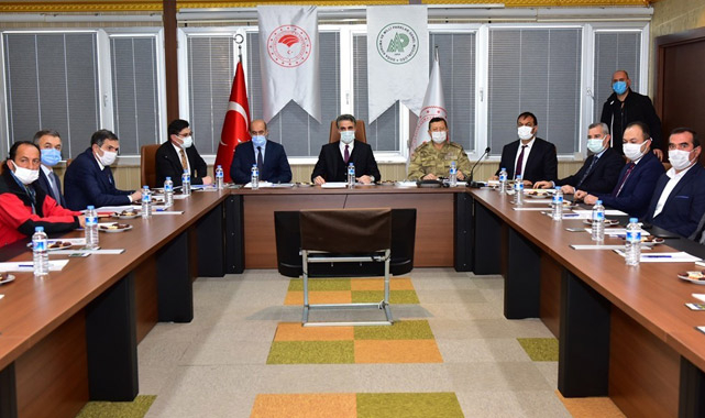 Gündemlerinde tehlike oluşturan hayvanlar vardı