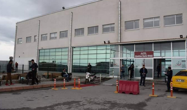Malatya'da eli bıçaklı saldırgan dehşet saçtı!